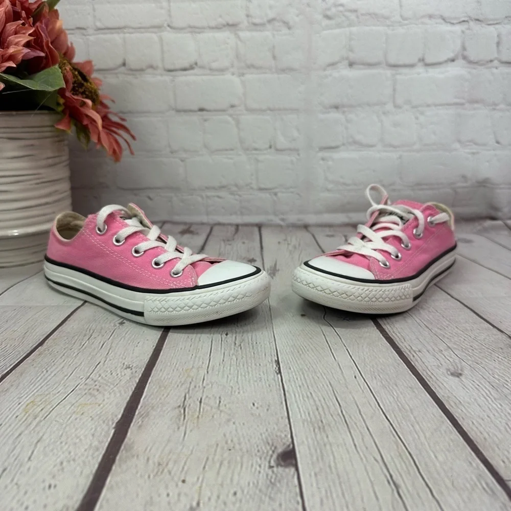 Converse all star chucks Youth Pink Sneakers sz 12 skater streetwear coquette